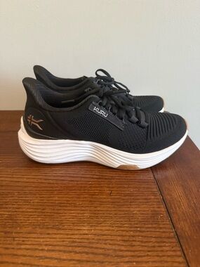 KURU Black Atom 2 women’s sneakers 8 wide